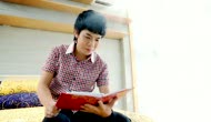 Đánh Thức Hạnh Phúc